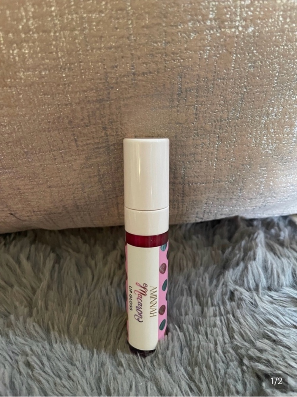 Aminah lip gloss